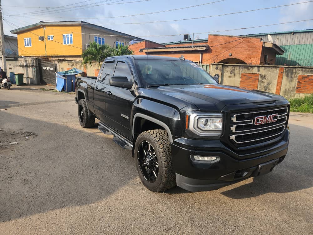 Clean 2017 GMC Sierra Pickup for Sale in Lagos - Call 08025823573