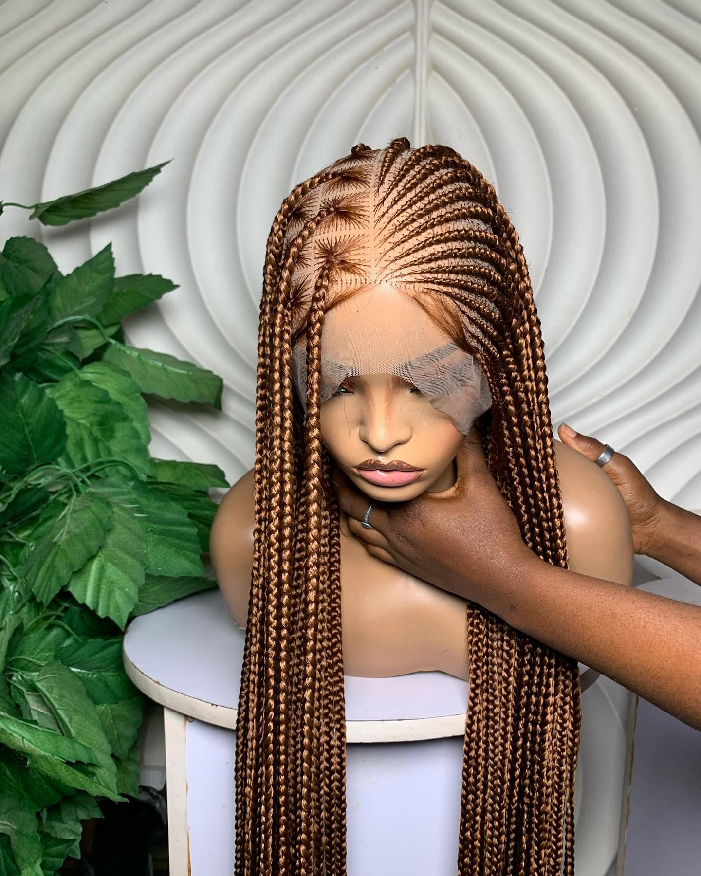 Braided wigs and hair vent shop at owerri north LGA imo state