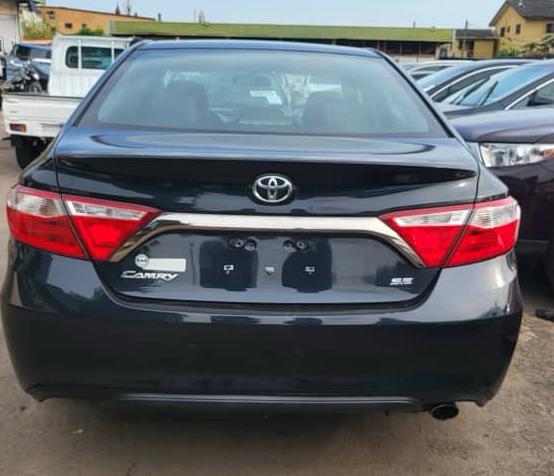 Quick Sale! Foreign Used 2015 Toyota Camry SE Available - Call 07036496557