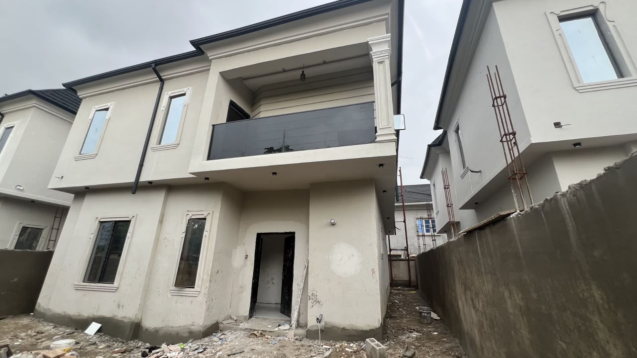 Elegant Family Home in Prime Gbagada Location – call 07036496557