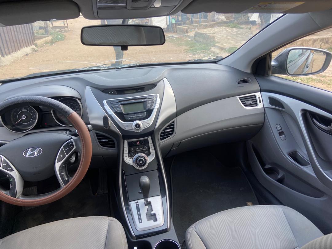 Hyundai Elantra 2012 in Outstanding Mechanical Condition - call 07062460325