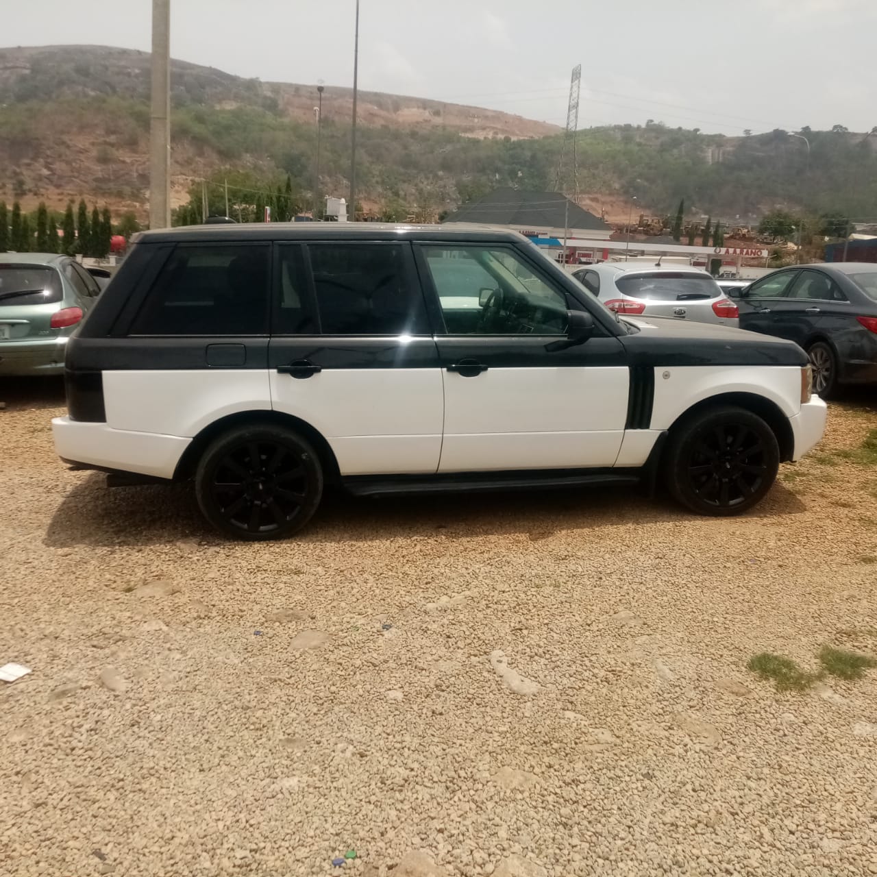 Range Rover Vogue HSE 2006/2007 | Original Custom Duty - CALL 09090930000