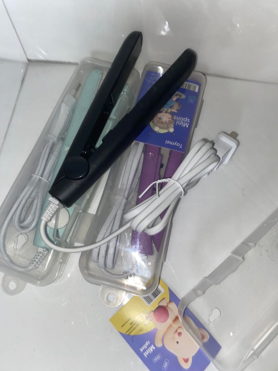 Mini portable hair straightener