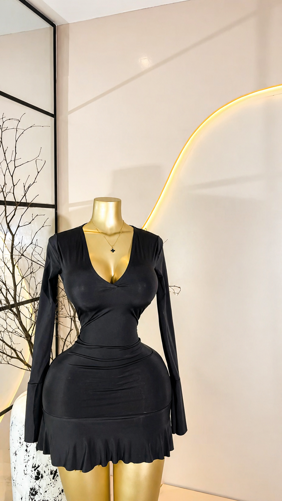 Black Long Sleeve Bodycon Mini Dress – Elegant & Sexy